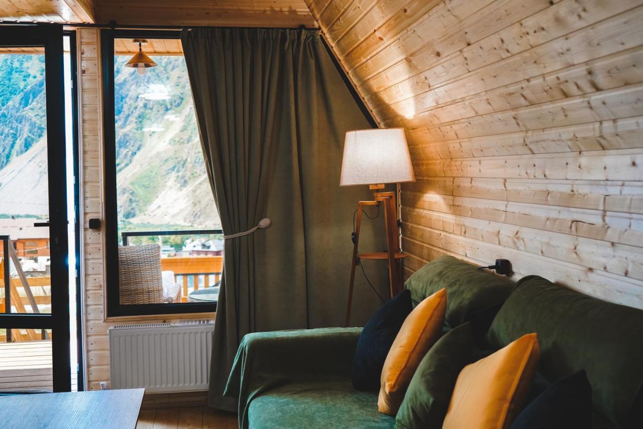 Lonely Mountain Villa Kazbegi Eksteriør billede