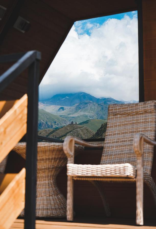 Lonely Mountain Villa Kazbegi Eksteriør billede
