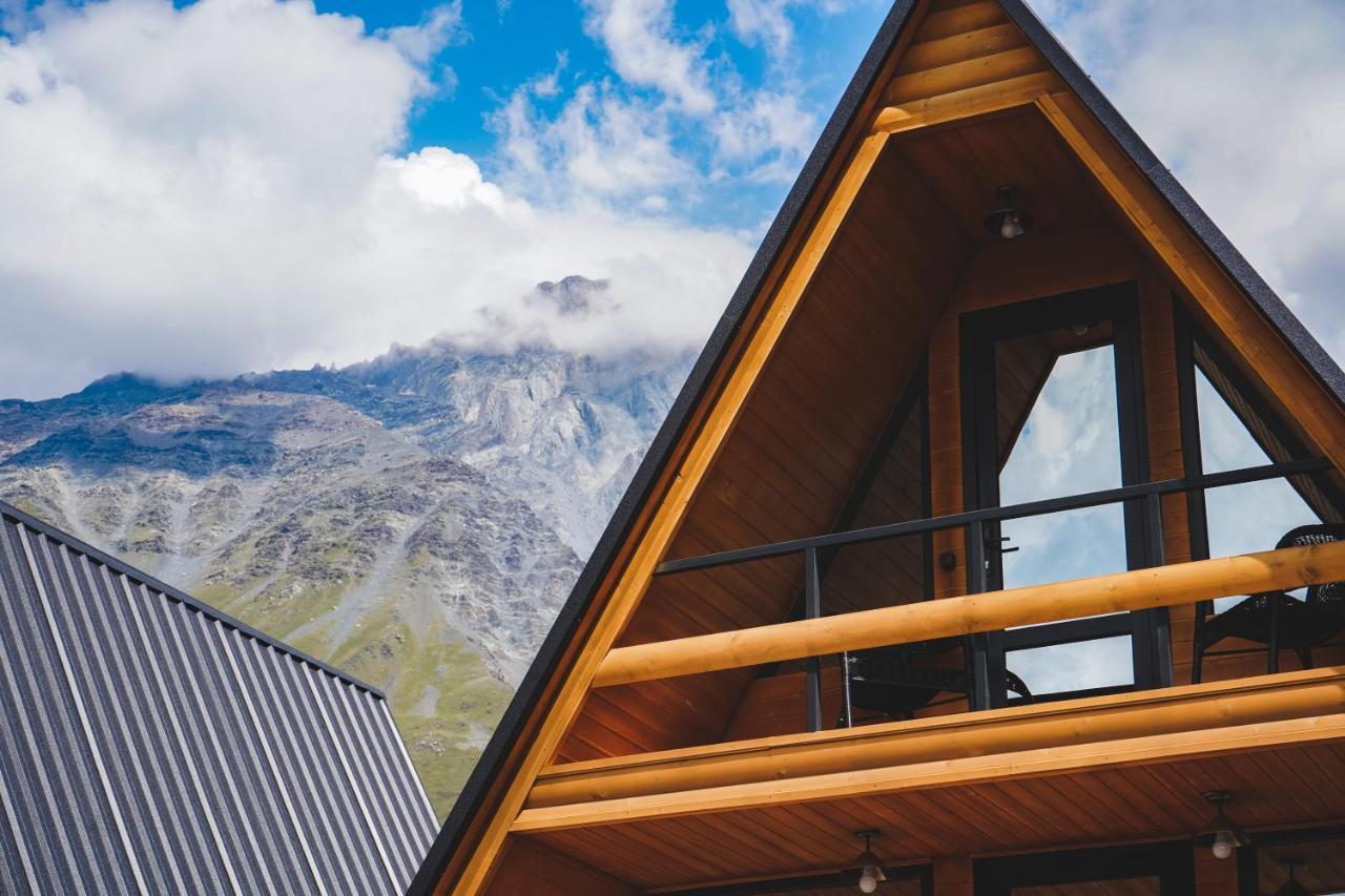Lonely Mountain Villa Kazbegi Eksteriør billede
